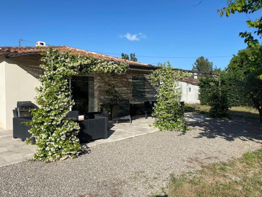 Villa Maison de plain pied avec terrain de pétanque à Draguignan Extérieur photo